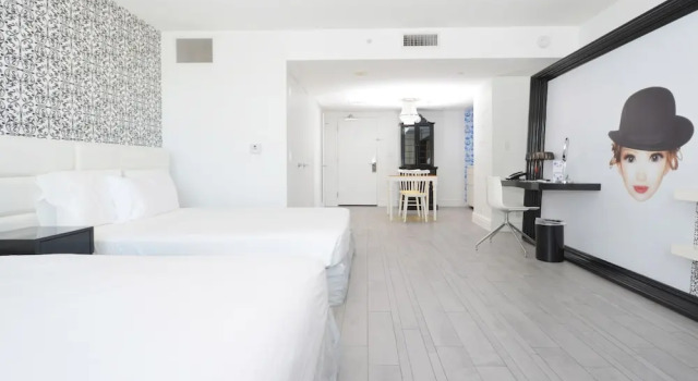 South Beach Studio in a 5 Hotel #1003, Varaa Hotelli Hotellit Miami Beach uima-altaalla, Uima-allas
