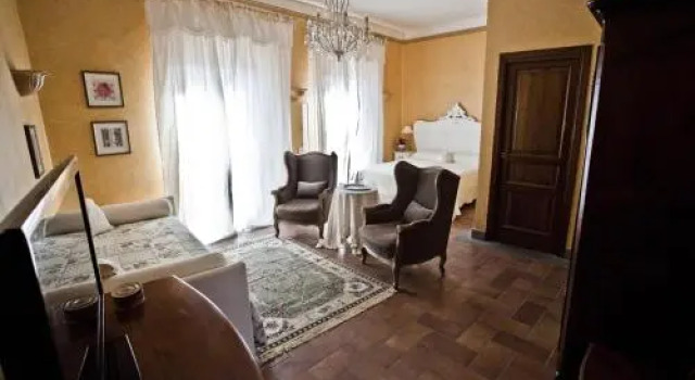 S. Faustino Rooms, Prenota Hotel Hotel a Lazio con parcheggio, Parcheggio