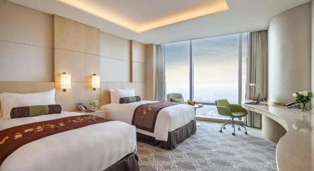 Двухместный номер Deluxe Lotte Hotel Hanoi