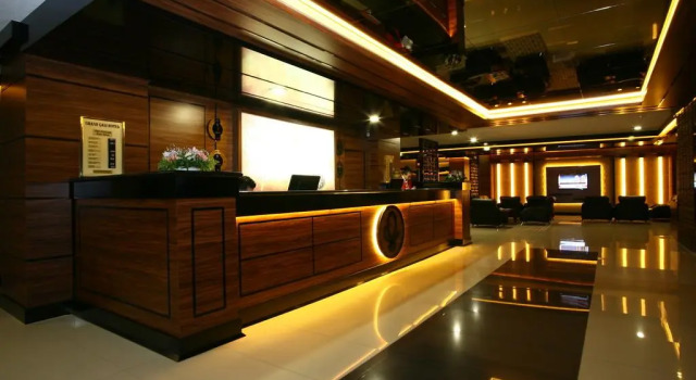 Grand Cali Hotel, Varaa Hotelli Hotellit Marmara-alue pysäköinnillä, Pysäköinti