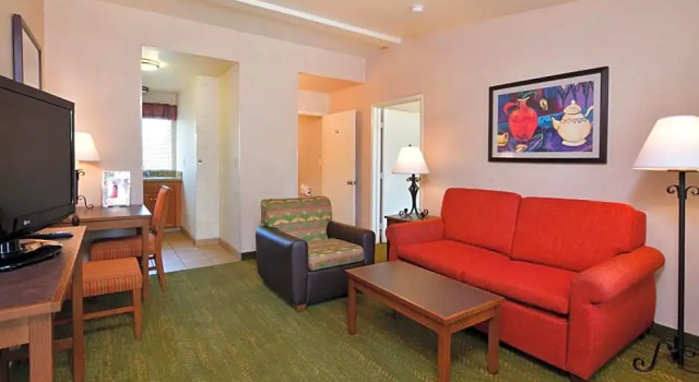 Четырёхместный люкс Lamplighter Inn & Suites at SDSU