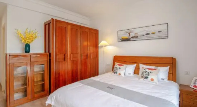 Трёхместный люкс с 3 комнатами с видом на озеро Haoke Travel  Hotel