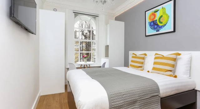 Студия Economy Inverness Terrace Serviced Apartments by Concept Apartments