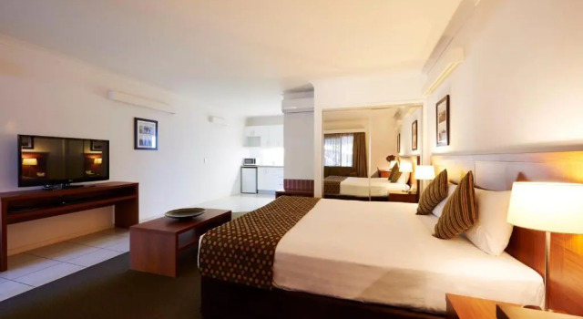 Люкс Executive Chinchilla Downtown Motor Inn