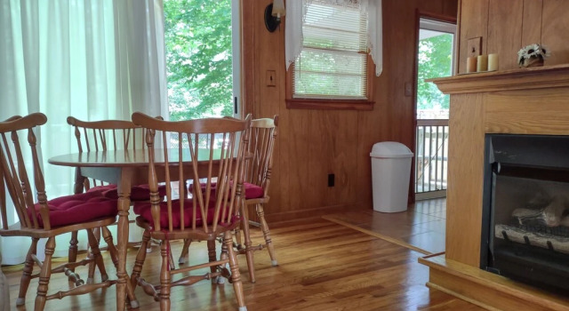 Cozy Creek Cottages