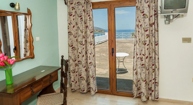 Melas Apartments