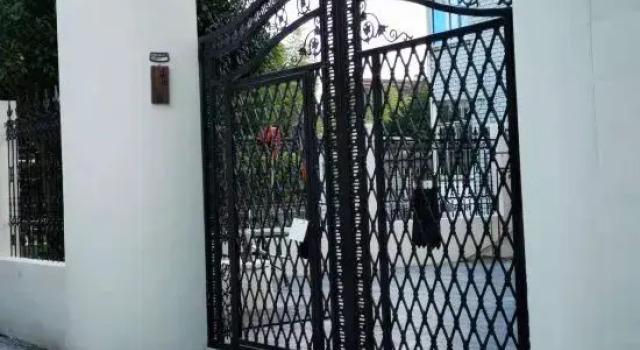 Ziyi Courtyard Guesthouse