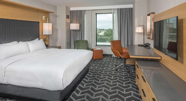 Двухместный номер Standard Hilton Des Moines Downtown