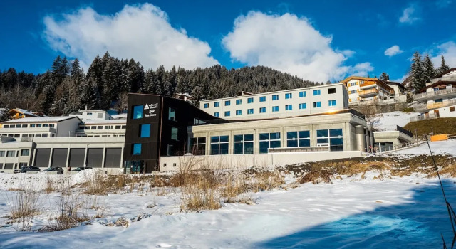 Laax Wellness Hostel 3000, Book Hostel Laax 