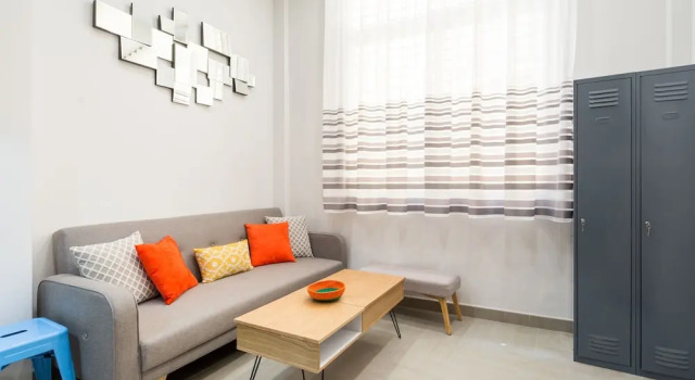 Lovely & Quiet City Center Apartment