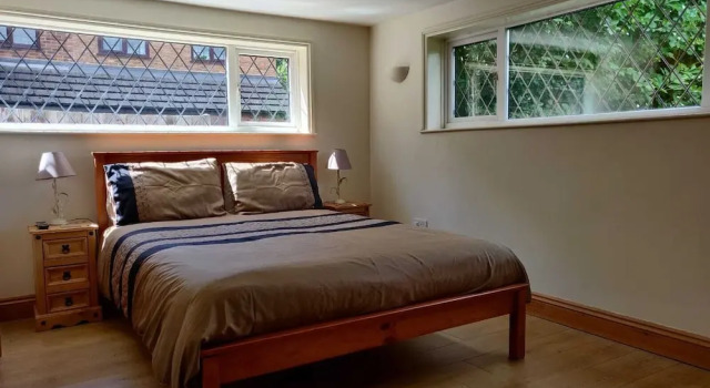 Коттедж с 4 комнатами с видом на сад 4BR 4 Bathroom Cottage Parking Garden Near St Neots