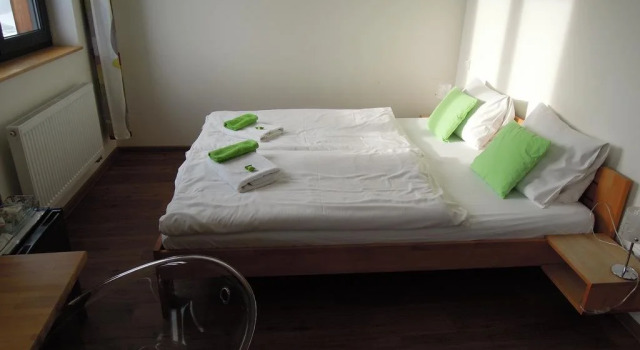 Hotel U Kabinky, Забронировать Отель Янске-Лазне Краловеградецкий край, рядом с Formánek 3