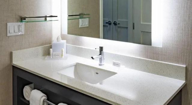 Четырёхместный люкс c 1 комнатой Residence Inn Las Vegas South/Henderson
