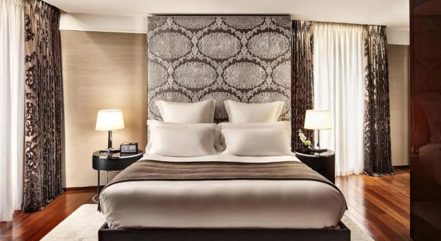 Люкс Deluxe Bvlgari Hotel London