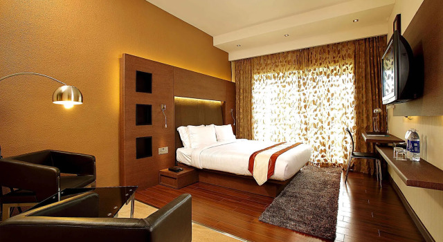 Двухместный номер Deluxe Flora Airport Hotel and Convention Centre Kochi