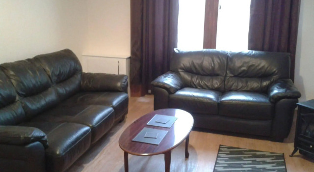 Elgin Apartment