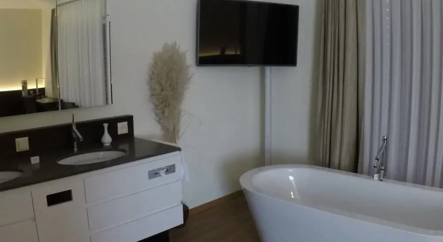 Двухместный номер Standard с видом на озеро Hôtel Glanis