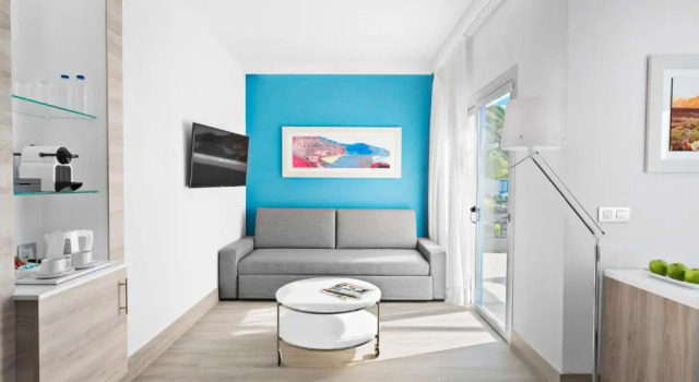 Полулюкс Elba Premium Suites