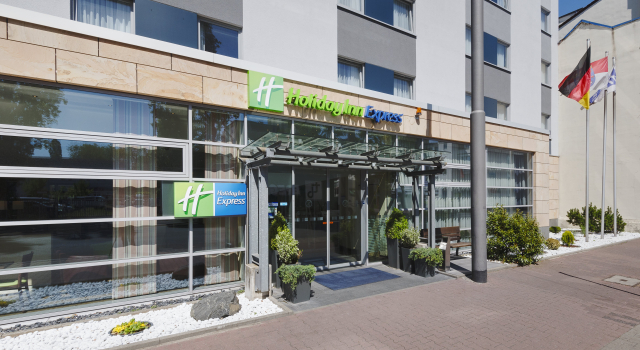 Holiday Inn Express Frankfurt Messe by IHG