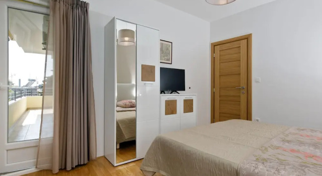 Апартаменты Luxury beach apartment private parking