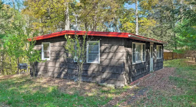 Коттедж Catskill Mtn Home w/ Deck ~ 1 Miles to Zoom Flume!