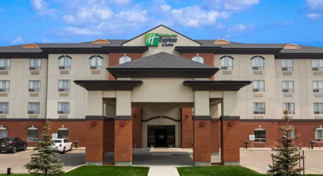 Holiday Inn Express Hotel & Suites WHITECOURT, an IHG Hotel, Foglalás Szálloda Whitecourt Alberta