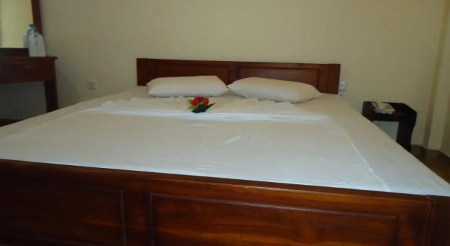 Chilaw City Hotel, Забронировать Отель Чилау 