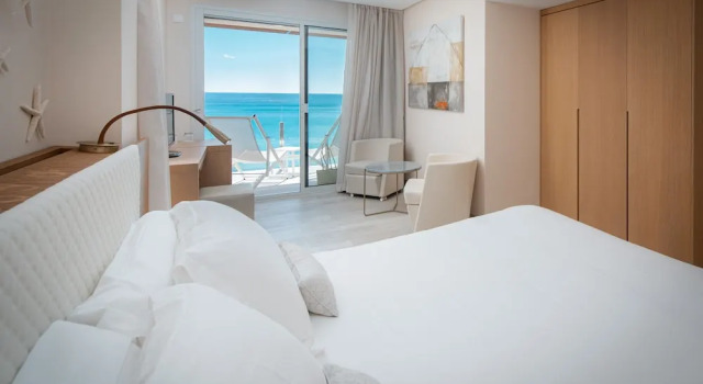 Двухместный номер Superior с видом на море Melbeach Hotel & Spa