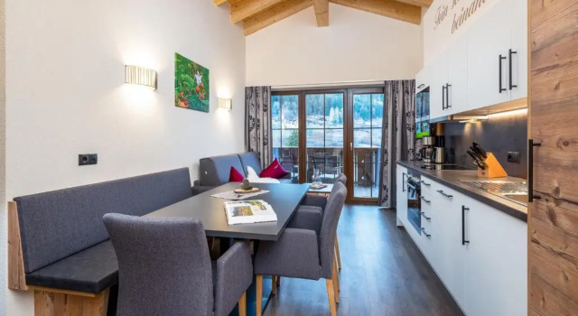Апартаменты с балконом Alpin Chalet am Burgsee