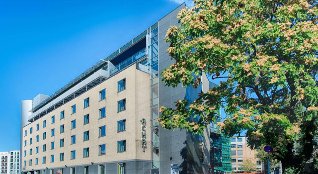 Plaza Hotel & Living Frankfurt