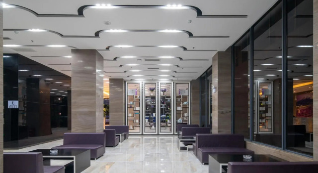 7Days Inn Zhaotong Academy Fada Square Branch, Boek Hotel Hotels in Zhaotong met parkeren, Parkeren