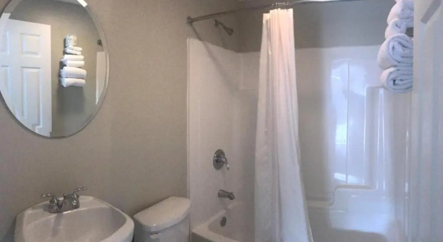Номер Standard Economy Inn