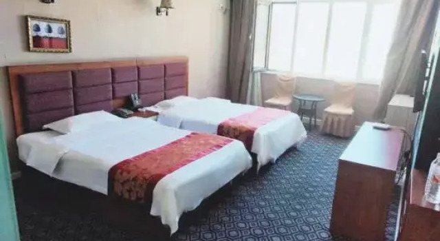 Daqian Business Hotel, Book Hotel Bayannur Inner Mongolia