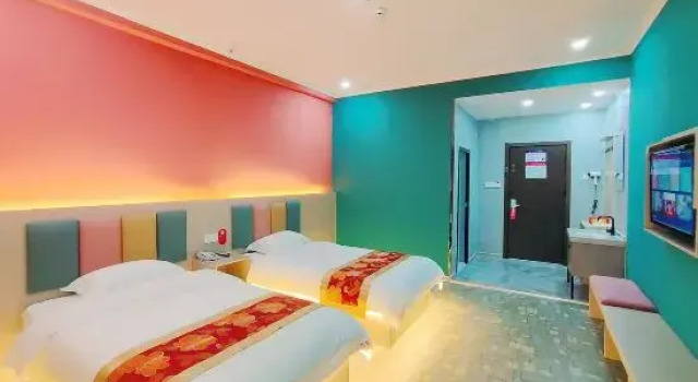 Shell Hotel (Binzhou Zhanhua Shopping Mall Road), Prenota Hotel Hotel a Shandong con parcheggio, Parcheggio