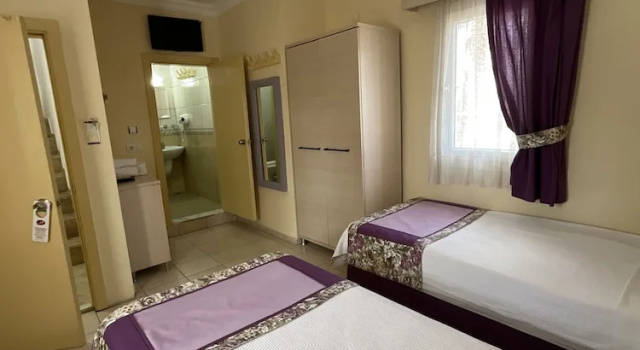 Трёхместный номер Standard Canna Garden Hotel