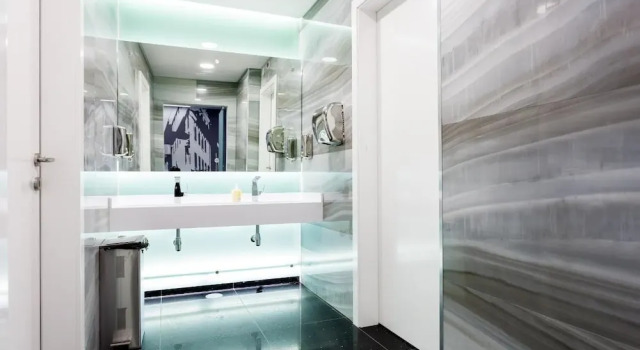 Трёхместный номер Standard Hotel Capital Lisboa