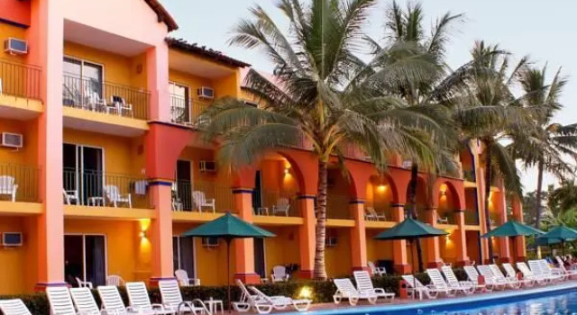 Полулюкс Grand Decameron Complex Bucerias, A Trademark All-Inclusive Resort