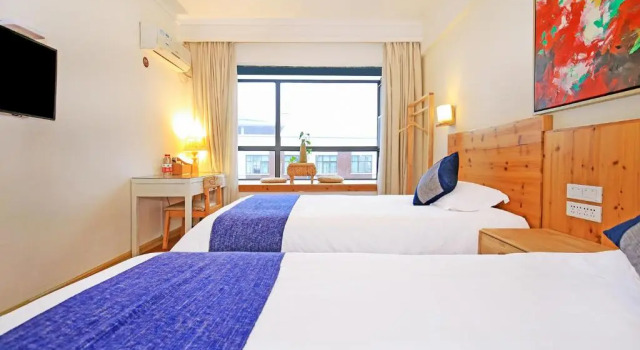 Семейный номер Standard Guilin Sky Palace Hotel