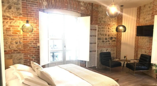 Люкс с балконом Hostal Albany