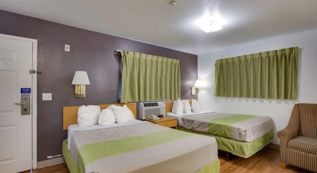 Studio 6 Houston - Clear Lake, Buchen Sie Hotel Houston Texas Gulf Coast