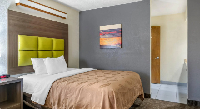 Четырёхместный номер Standard Quality Inn San Angelo