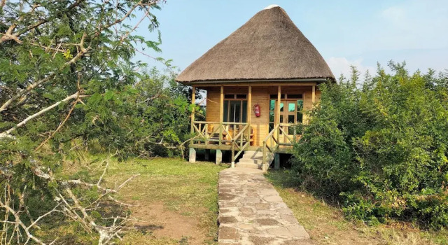 Двухместный номер Economy с видом на сад Engiri Game Lodge and Campsite