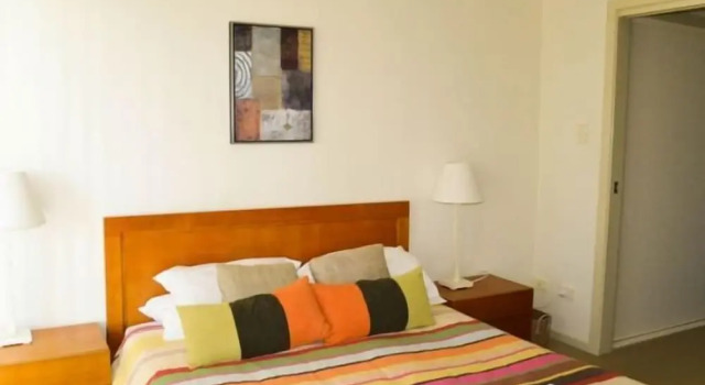 Апартаменты с балконом Seaspray Apartments