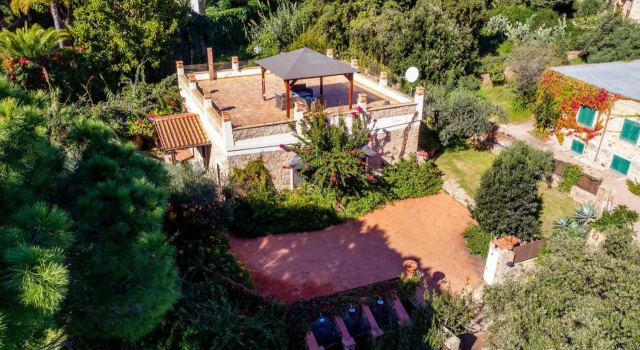 villa francesca, Забронировать Вилла Виллы Тортоли, рядом с Пляж Кала Мореска, Вилла