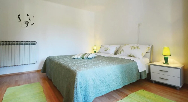 Stunning Home in Barisici With Wifi and 4 Bedrooms