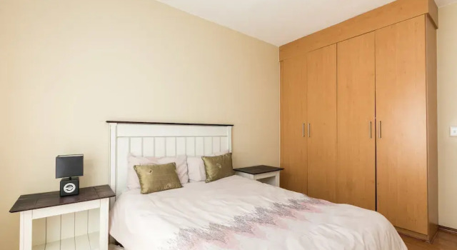 331 Morningside Village Estate, Boek Appartement Sandton 