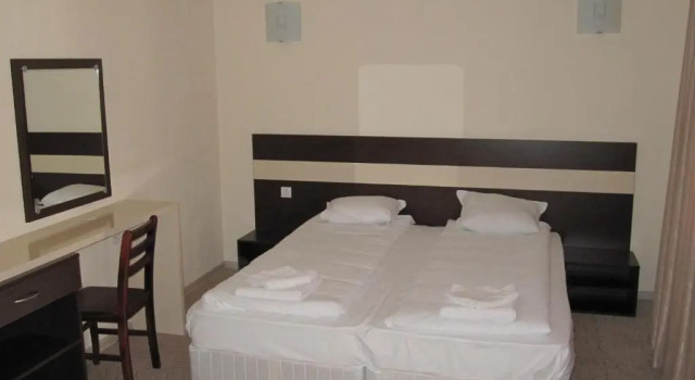 Студия с балконом и с красивым видом из окна Hotel Deyanira