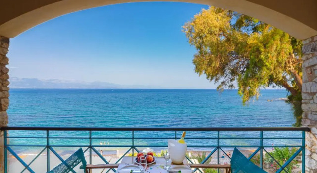 Трёхместная студия с видом на море Grekis Hotel and Apartments