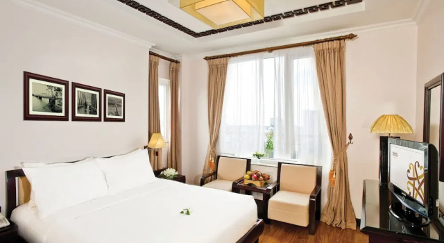 Двухместный номер Deluxe с балконом и с видом на город Cherish Hue Hotel