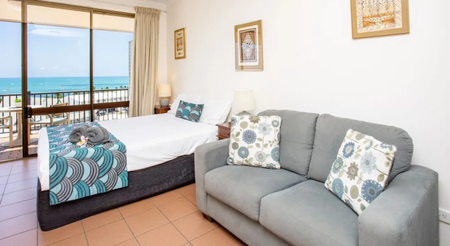 Ocean View 10 A Pool & Spa, Забронировать Курортный отель Отели Эрли-Бич 3 звезды, рядом с Рынок пляжа Эйрли, 3*